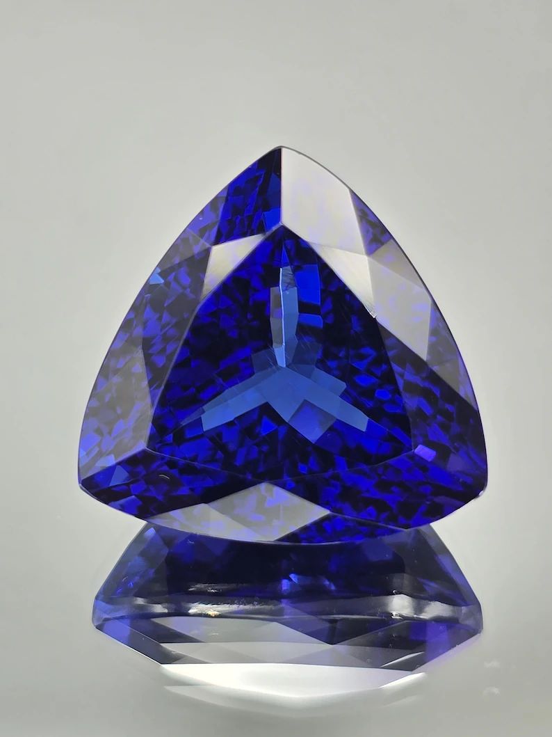 Tanzanite-014 (16+ ct.)