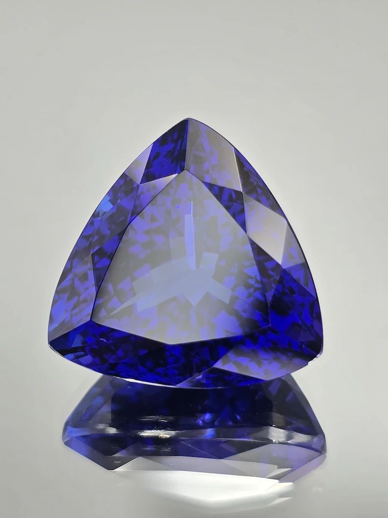Tanzanite-014 (16+ ct.)