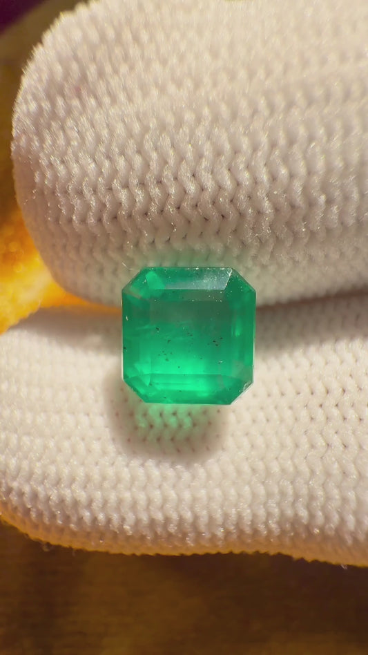 Emerald-006 (2+ ct.)