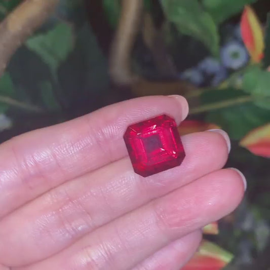 Rhodolite garnet-001 (2+ ct.)