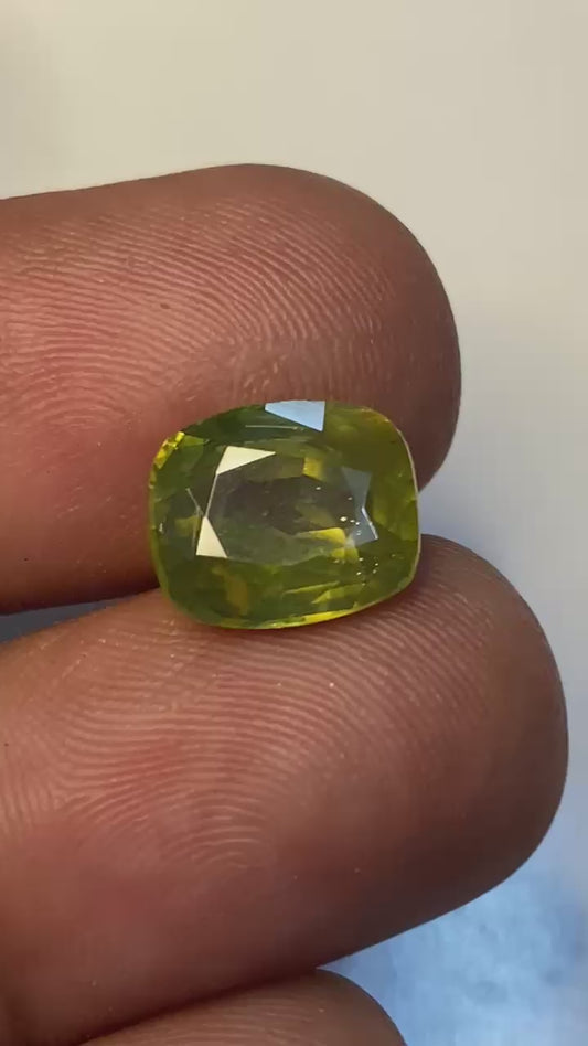 Sapphire-003 (Green, 4+ ct.)