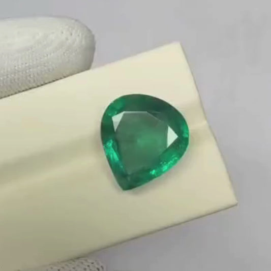 Emerald-002 (5+ ct.)