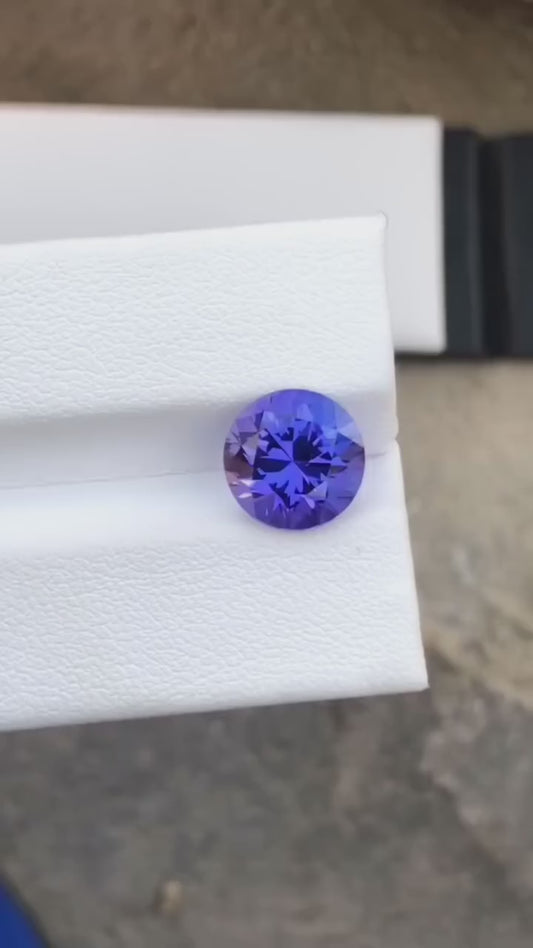 Tanzanite-013 (1.5+ ct.)